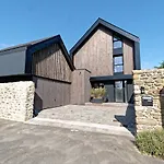 Villa Elisa